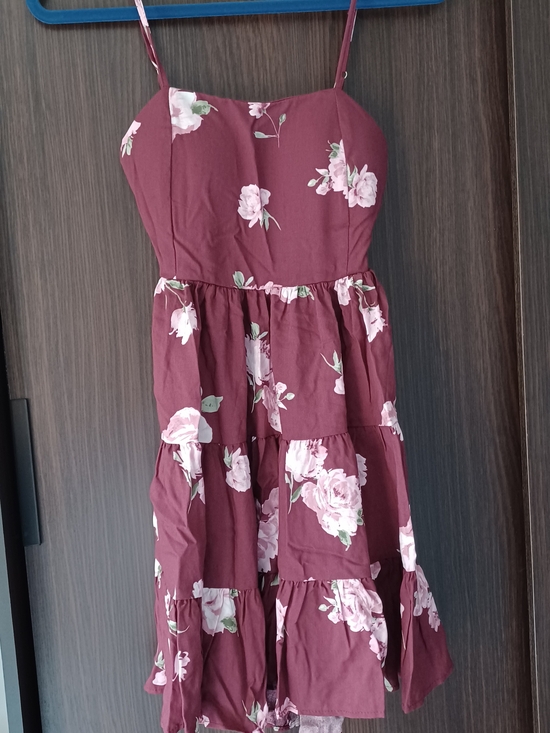 Urban Planet Dresses & Skirts - Urban Planet Maroon Floral Tiered Midi Dress